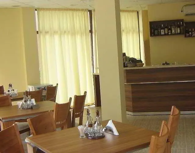 Hotel Sunrise Club Apart Ravda