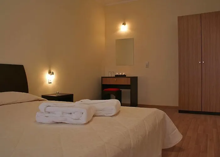 Sunrise Club Apart 3*