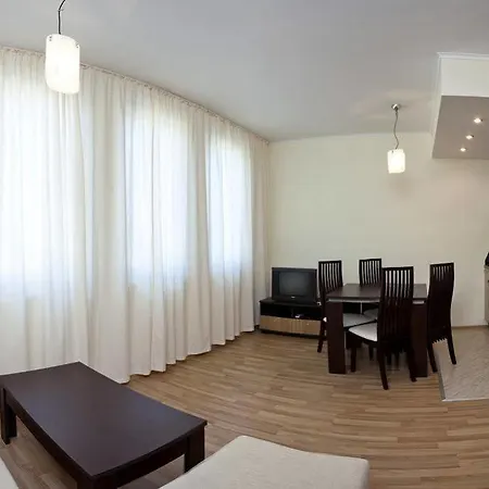 Sunrise Club Apart Hotell 3*