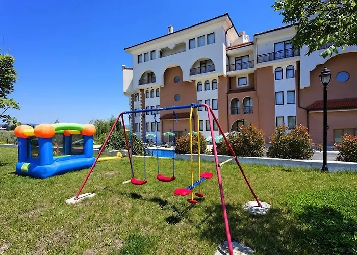 Отель Sunrise Club Apart 3*