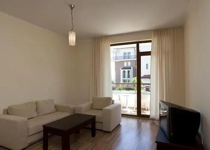 Отель Sunrise Club Apart